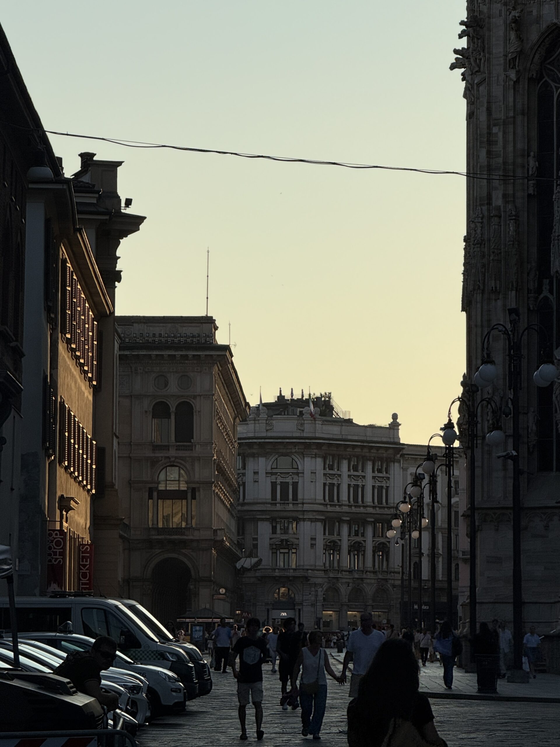 Straße am Dom, Mailand